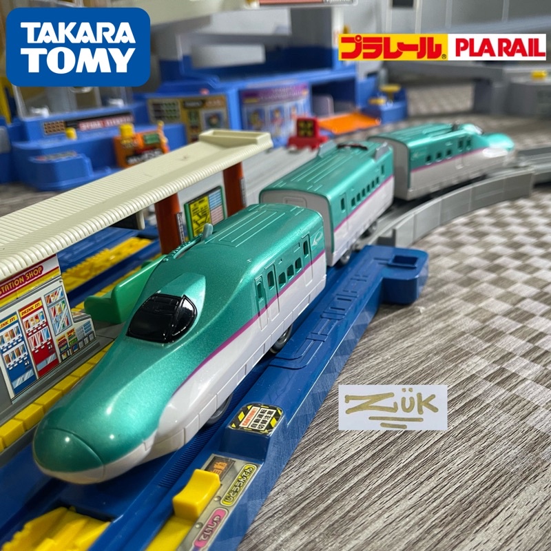 Pre Owned Genuine Takara Tomy Plarail Shinkansen E Hayabusa Train