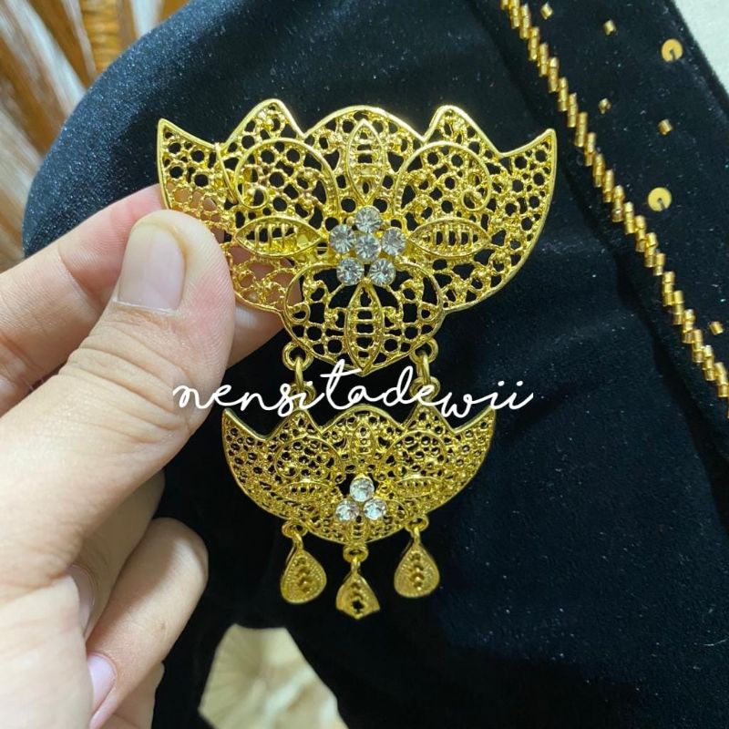 Stacking Kebaya Brooch 2 Beautiful Brooch Kirana Model Bros