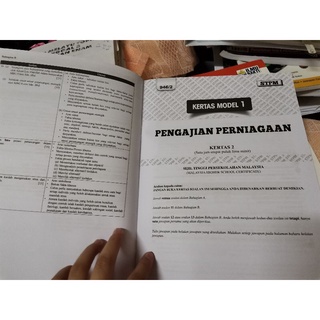 Buku Latihan STPM 2021 Kertas Model Skor A Dalam STPM Sem 2 Pengajian