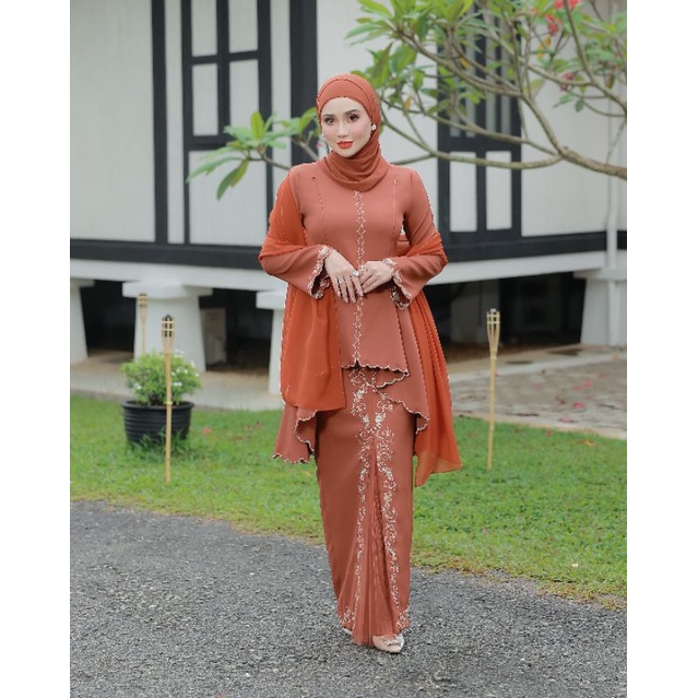 Ready Stock Hijabistahub Lebaran Raya Baju Kebaya Raya X Wawa