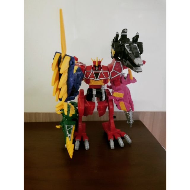 titano charge megazord target