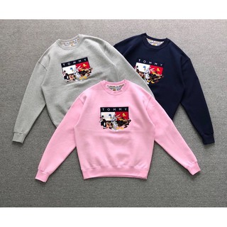 tommy hilfiger jumper looney tunes