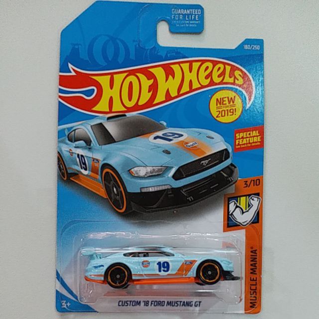 hot wheels custom 18 ford mustang gt