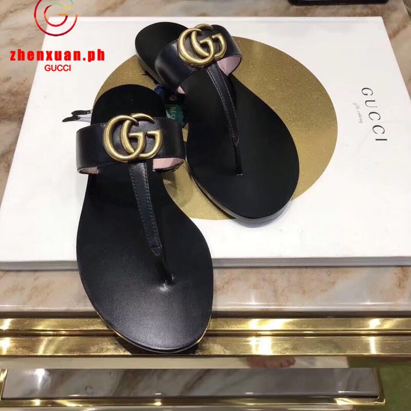 gucci flip flops store