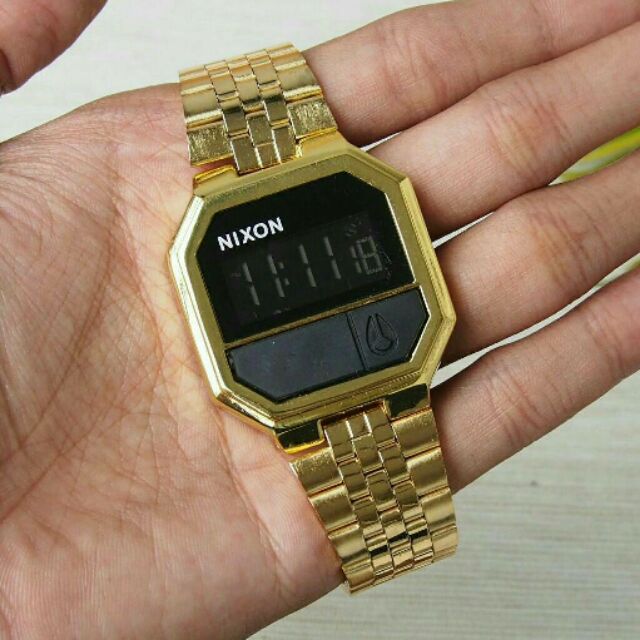 nixon rerun gold