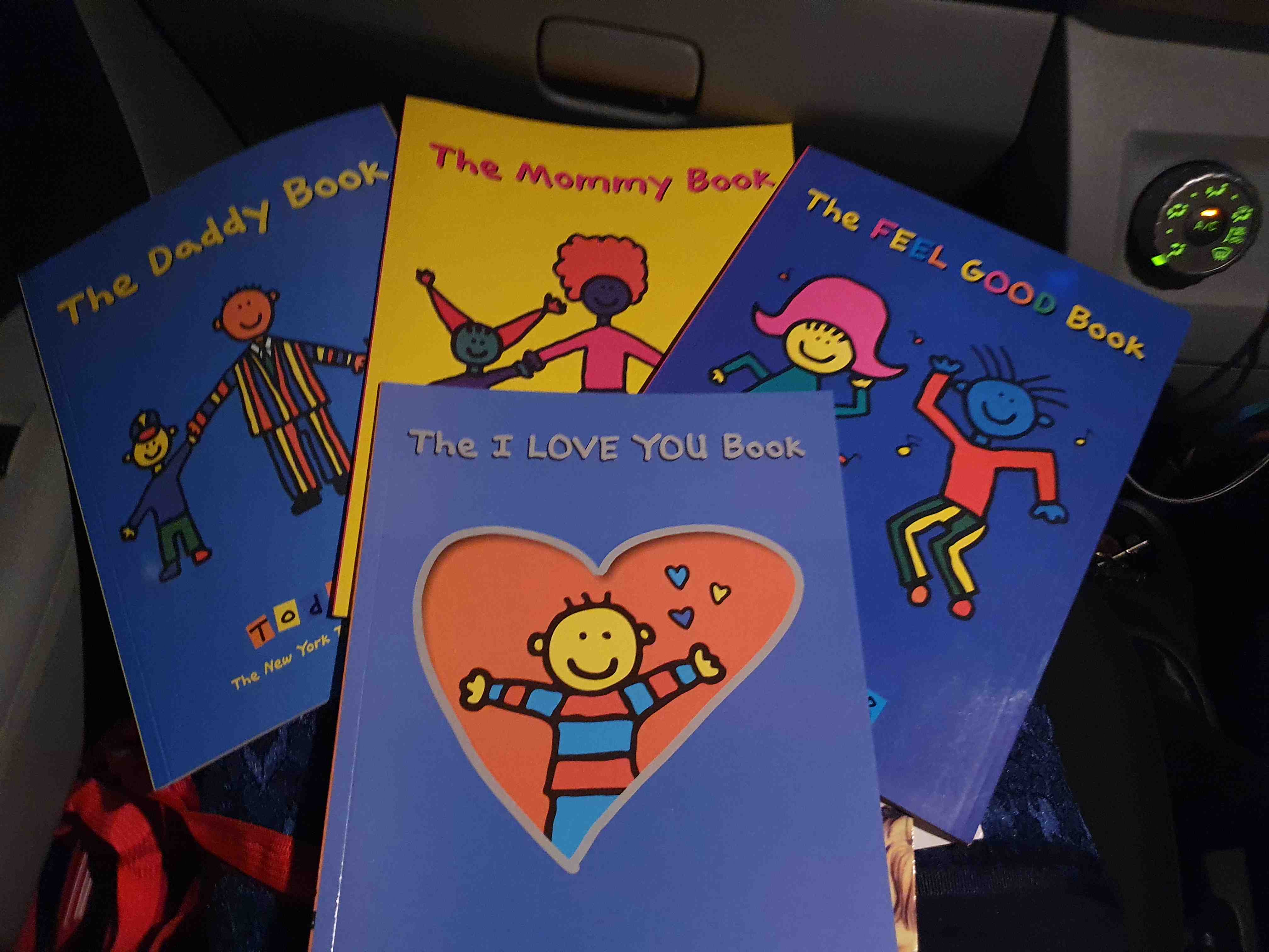 4 Books Set The Daddy Mommy Book The I Love You Book The Feel Good Book Usa English Story Coloring Books Kids Children Shopee Malaysia