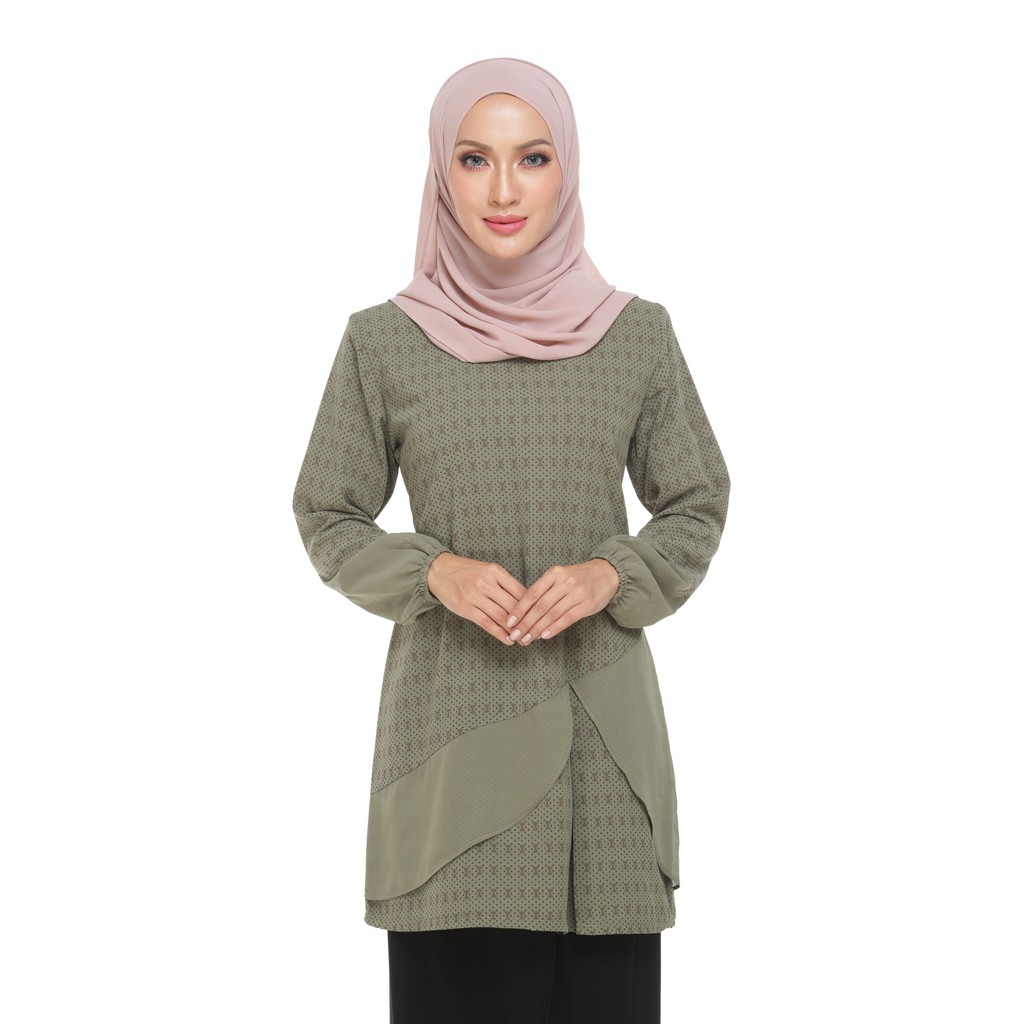 35 Trend Terbaru Design Baju Blouse Muslimah  Kelly Lilmer