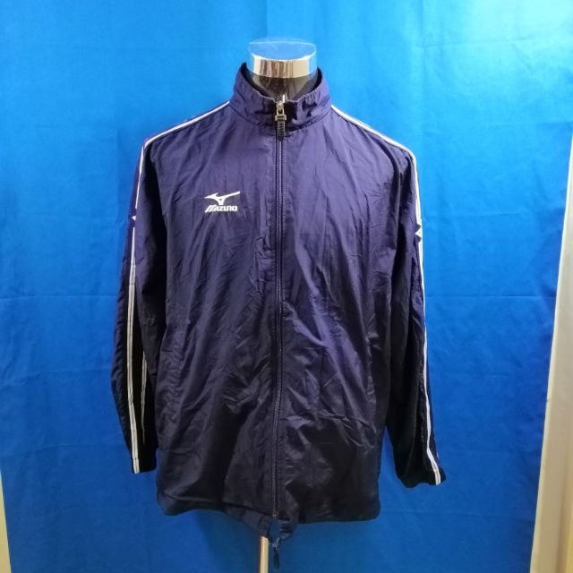 mizuno windbreaker