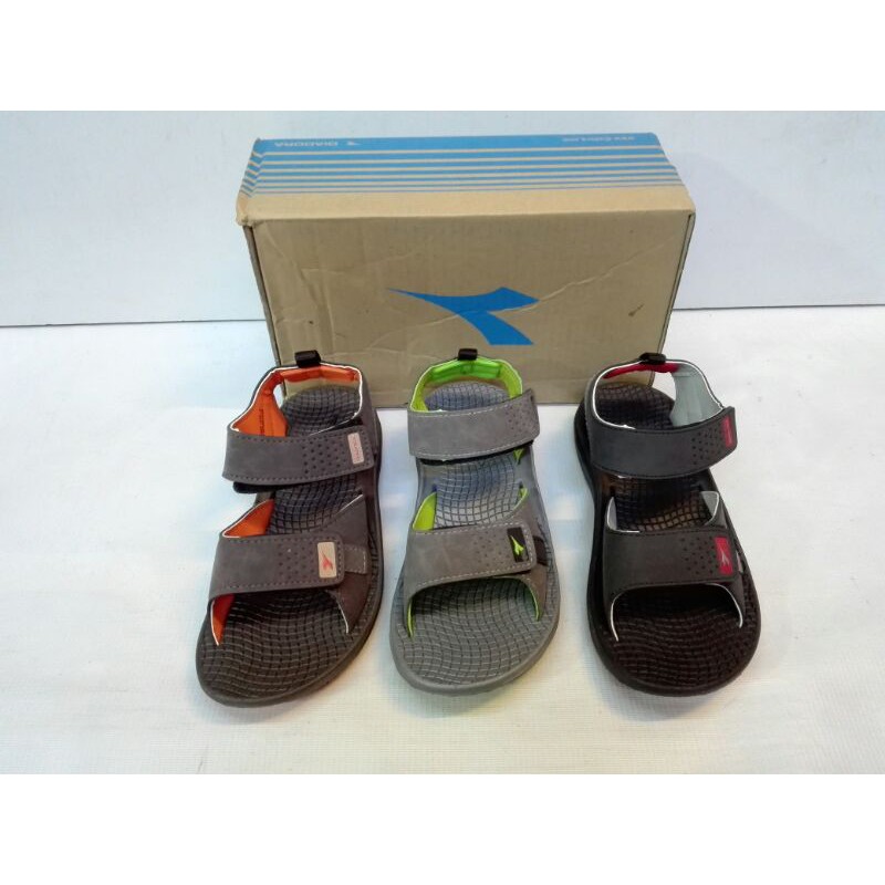 sandal diadora original