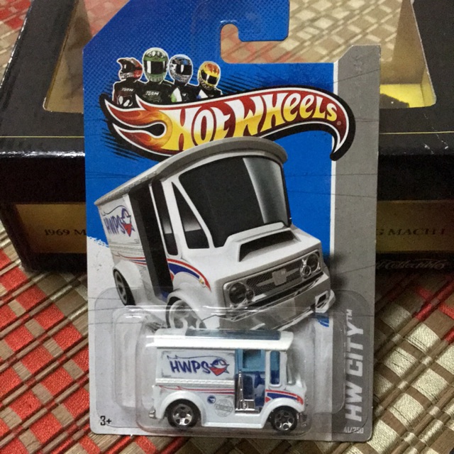 Hot Wheels Bread Box Regular Treasure Hunt Shopee Malaysia