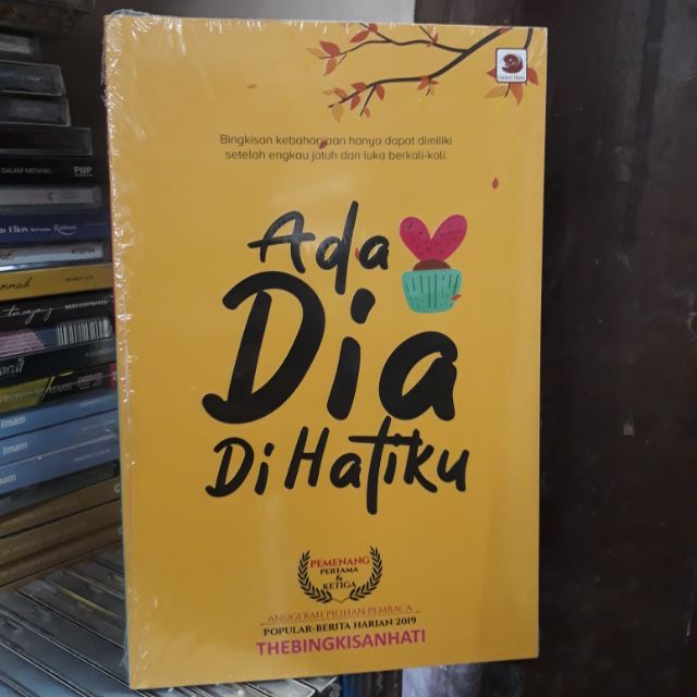 Buy Buku Ada Dia Di Hatiku The Bingkisan Hati Seetracker Malaysia