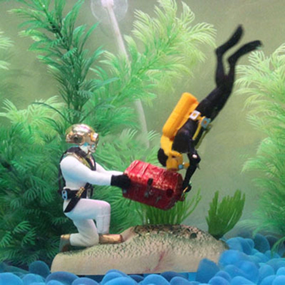 Double Treasure Hunter Diver Action Figure Fishtank Ornament