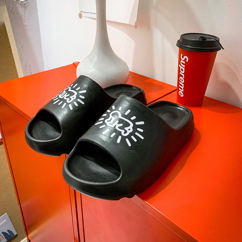 yeezy slide supreme