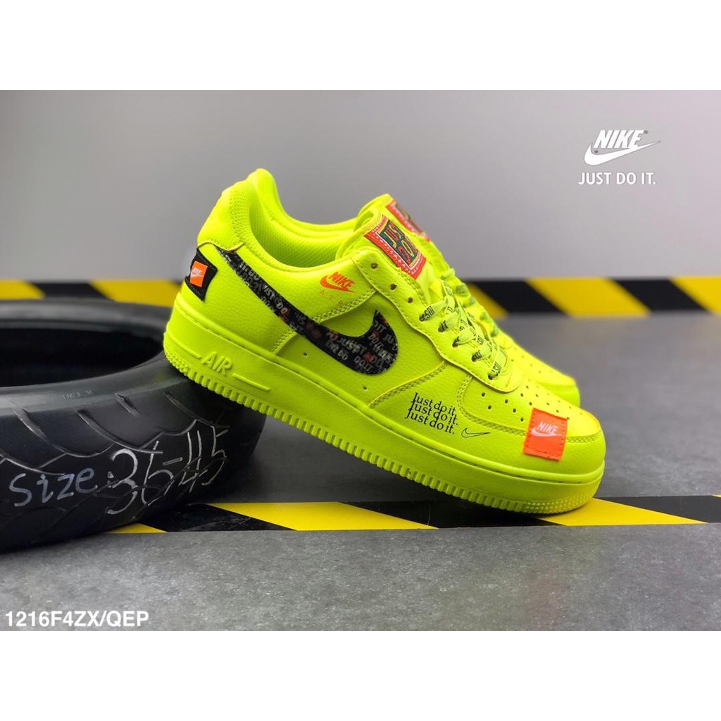 Original Nike air force one fluorescent green patch embroidered graffiti  board shoes | Shopee Malaysia