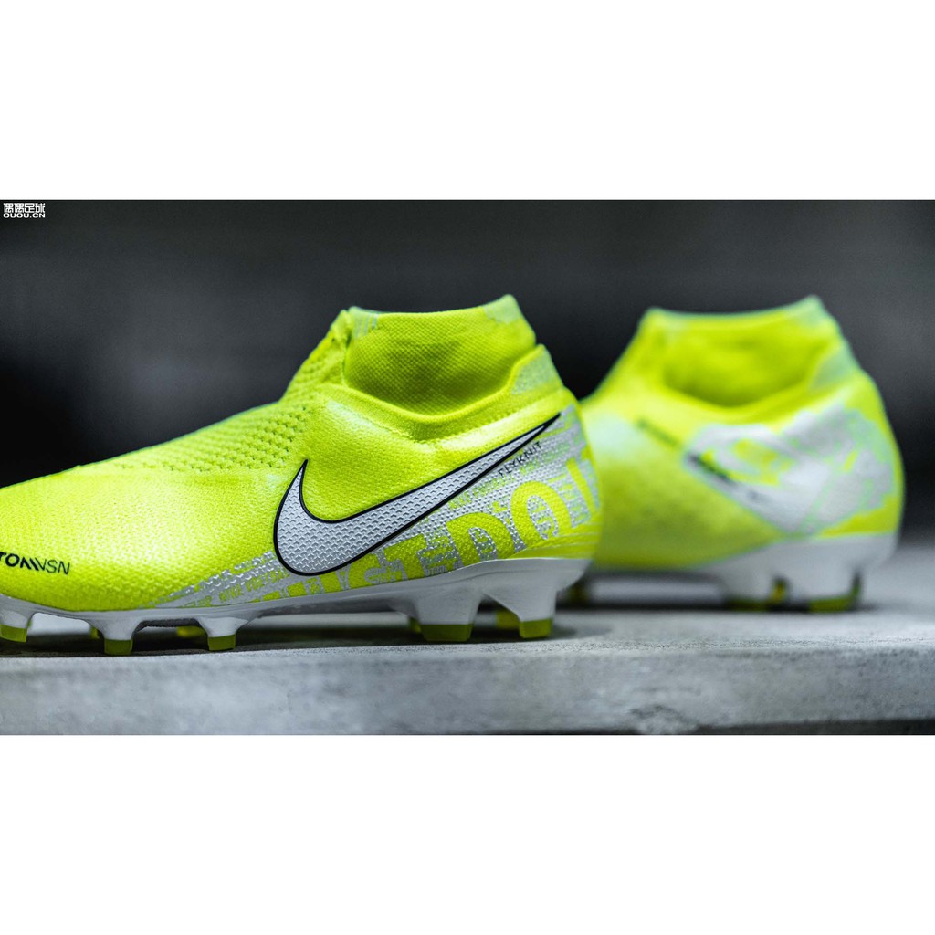 professional football boots