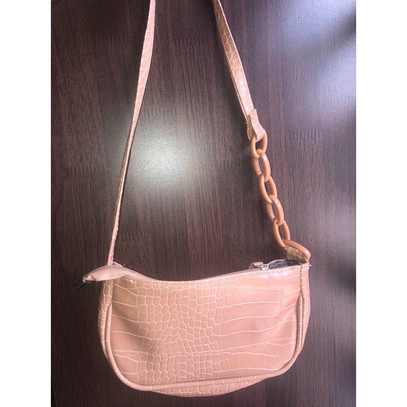 SLING BAG VIRAL ( PRELOVED ) Shopee Malaysia