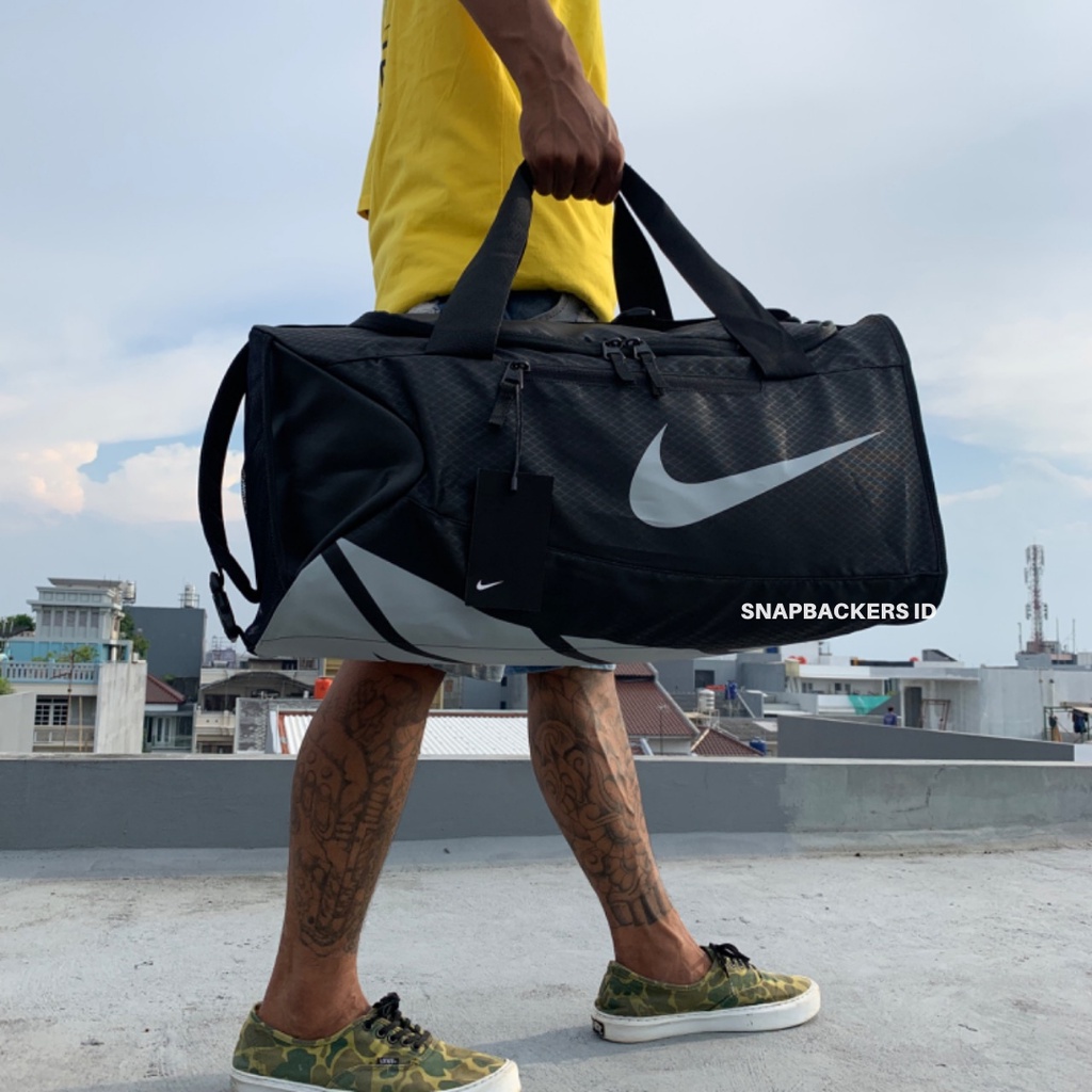 travel nike bag
