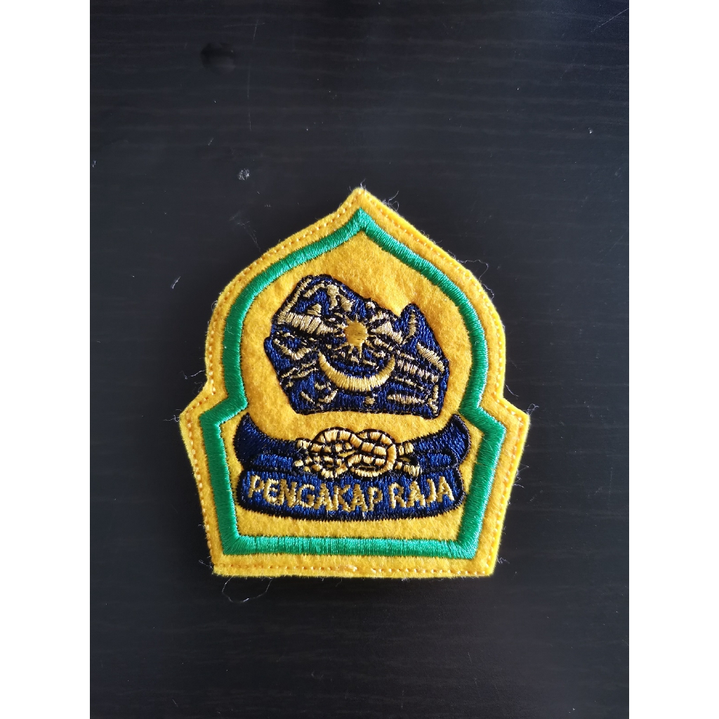 Malaysia Royal Headgear 4th Issue - King Scout Badge ( Pengakap Raja 