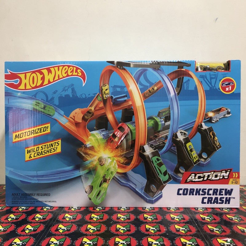 hot wheels corkscrew crash track launch set