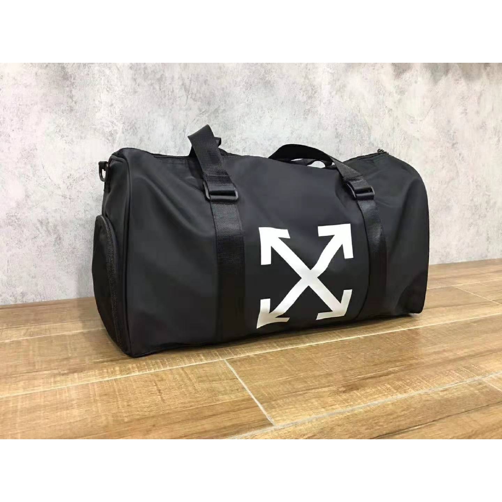 large hand luggage bag