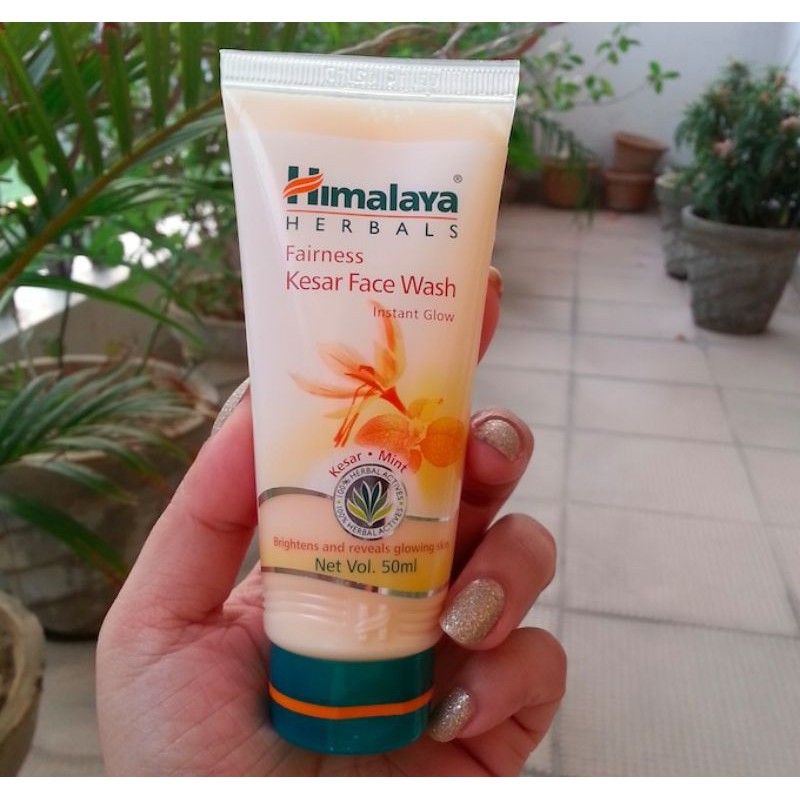 Himalaya Fairness Kesar face wash 50ml + FREE GIFT Shopee Malaysia
