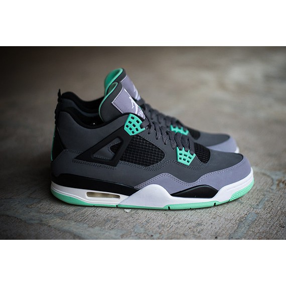 aj4 green glow