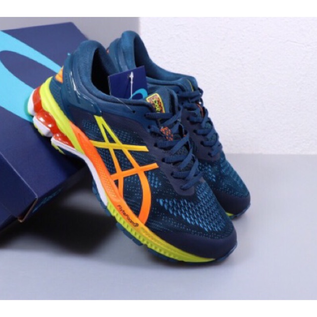 professional running shoes store