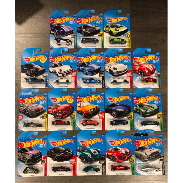 Hot Wheels Basic Lamborghini Mercedes Porsche Volkswagen Fiat McLaren Renault Aston Martin Pagani Huayra