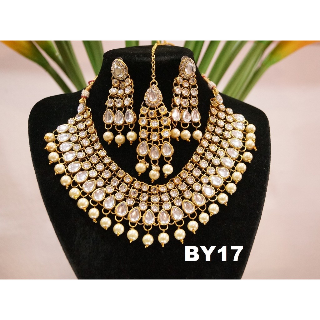 BEAUTIFUL KUNDAN WHITE STONE NECKLACE SET(READY STOCK)