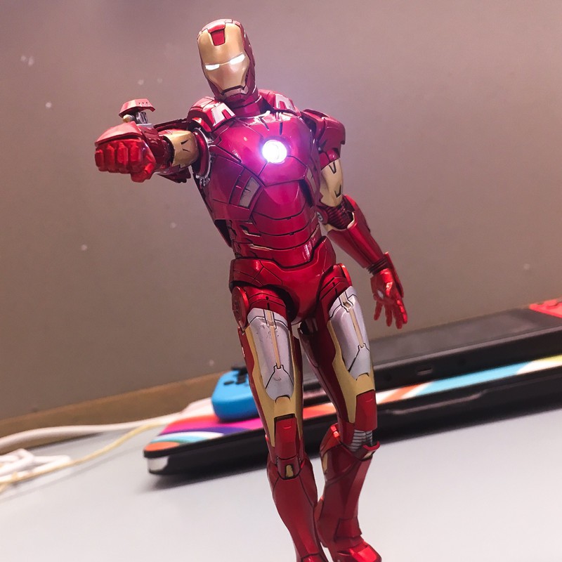 comicave studios iron man