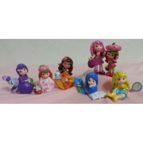 strawberry shortcake figurines