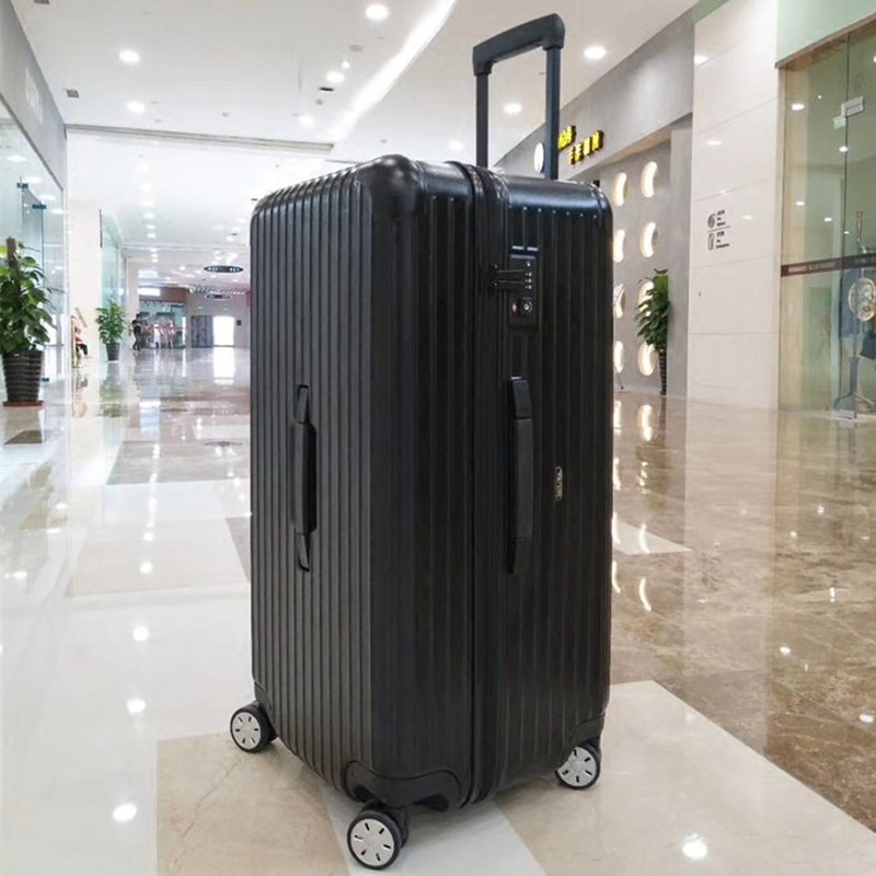 34 inch suitcase uk