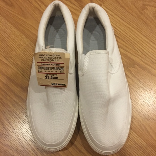 muji white sneakers