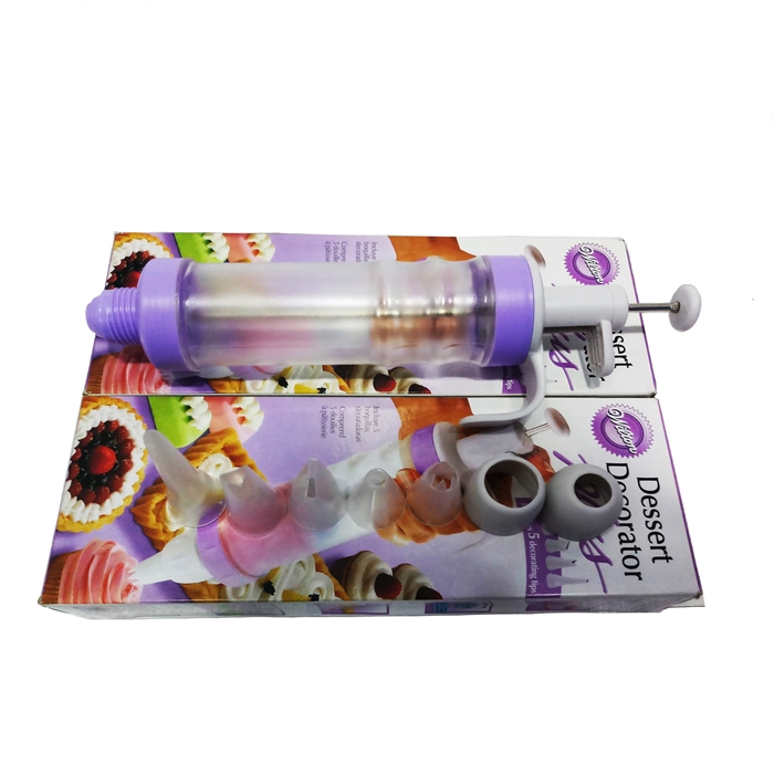 Ready Stock Wilton Dessert Decorator Plus Cake Decorating Tool