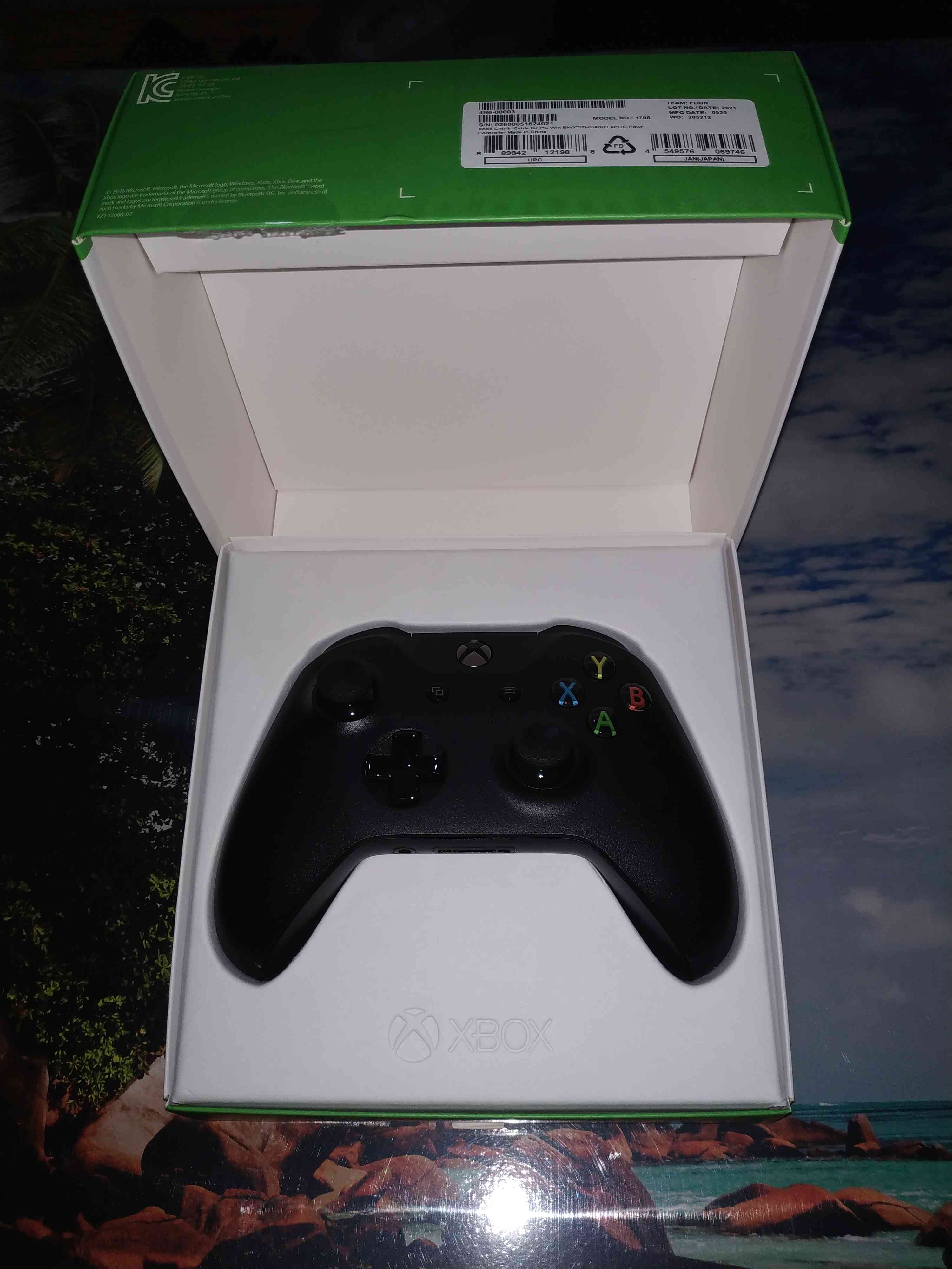 Microsoft Xbox One Wireless Controller With Cable Standard Black Shopee Malaysia
