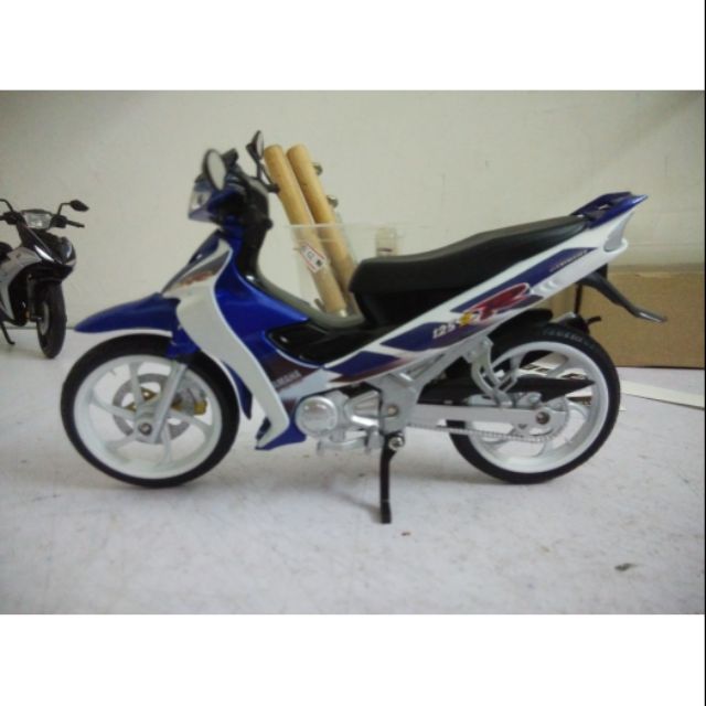 Yamaha 125zr Biru Bata Replika Custom Diecast Model Shopee Malaysia