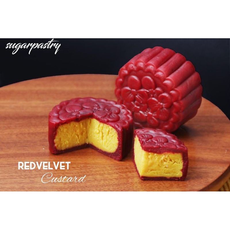 Preorder Kuih Bulan Halal Mooncake Red Velvet Custard Shopee Malaysia