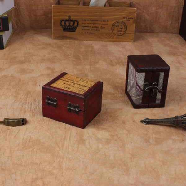 little wooden boxes
