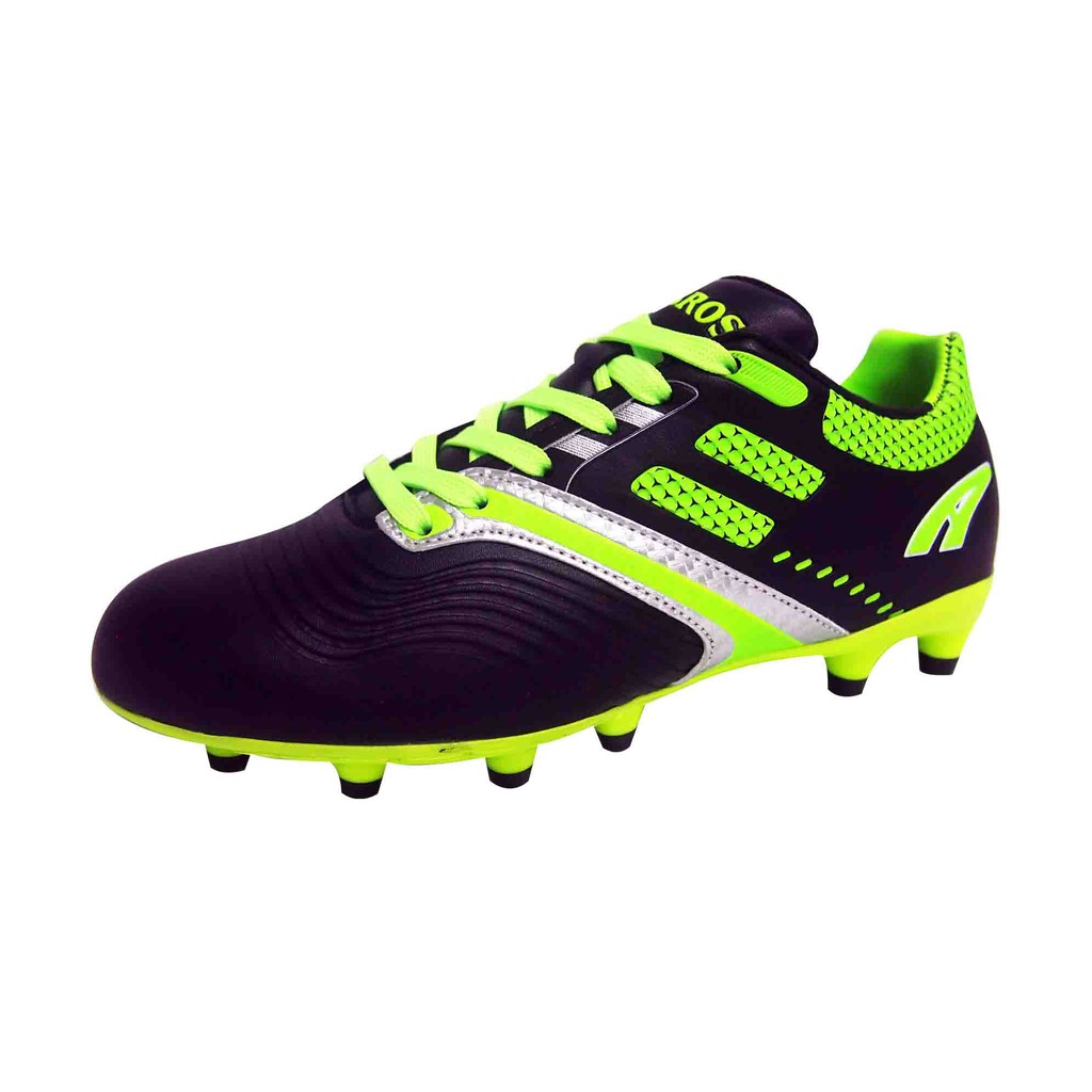 children soccer boots