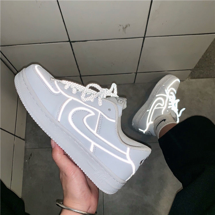 white nike reflective shoes