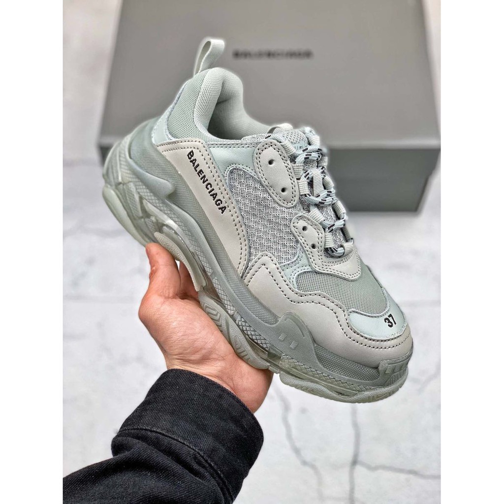 puma balenciaga triple s