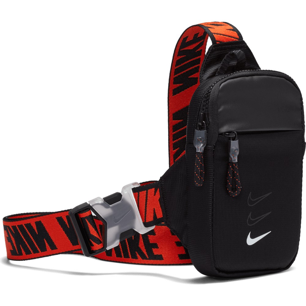 nike essential hip pack small