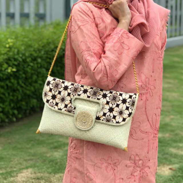 batik clutch malaysia