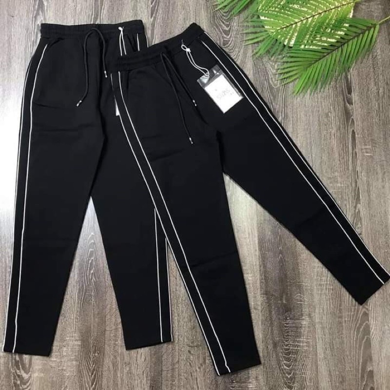️Super stylish 2-stripe baggy pants