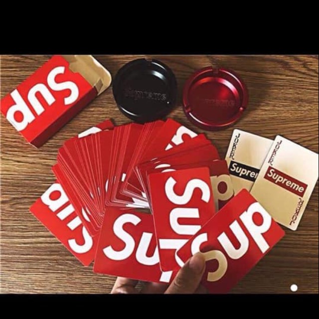 supreme poker hat