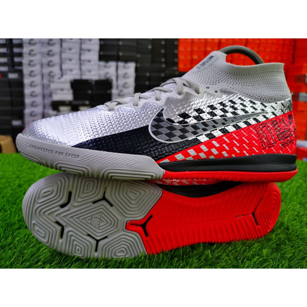 Kasut futsal nike mercurial