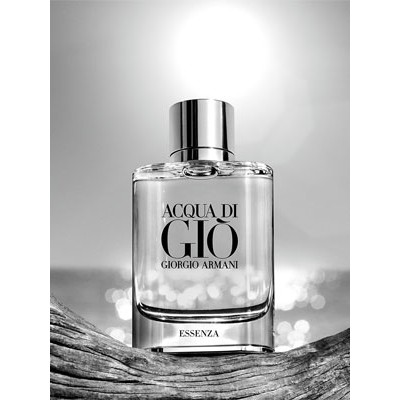 perfume giorgio armani essenza