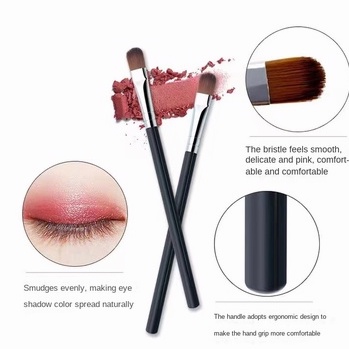 [Readystock] 1 Piece Makeup Brush Set Soft Blush Eyeshadow Brush Portable Beauty Tool