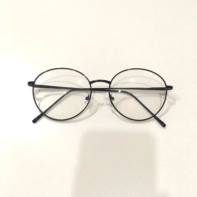 retro clear glasses