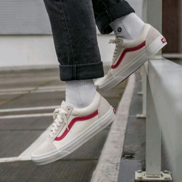 vans cream red old skool